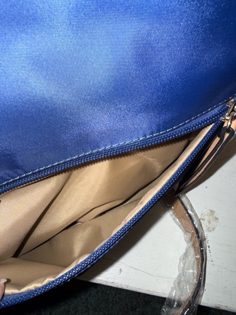 Sondra Roberts Navy Crossbody Hobo with Tan Trim and Tassel NWOT - Picture 5 of 7